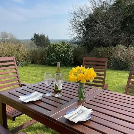 Idyllic Family In Beautiful West Cork Ferienhaus